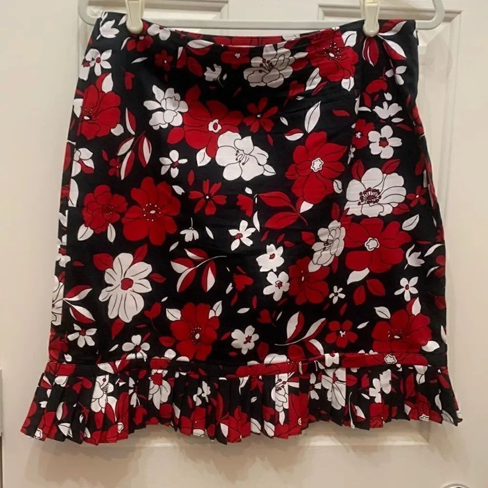 Dress Barn Red White Blue Ruffled Bottom Side Zipper Size 10 Cotton Spandex
